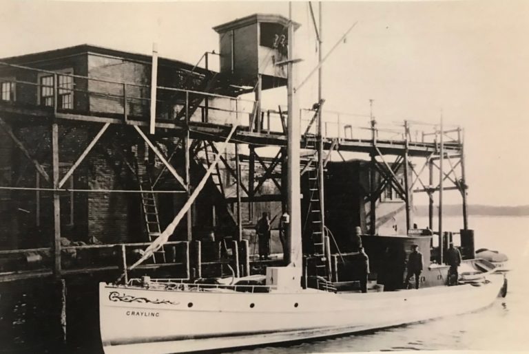 GRAYLING 1918 good 768x515