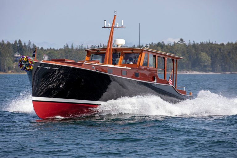 Legend at Speed 768x512