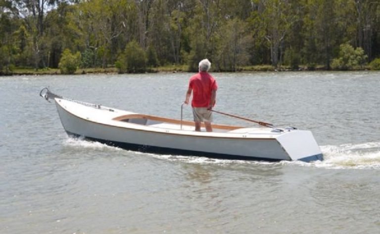 Skinnydip under way 1 768x473