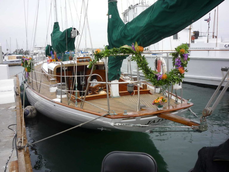 Transom Flowers1 768x576