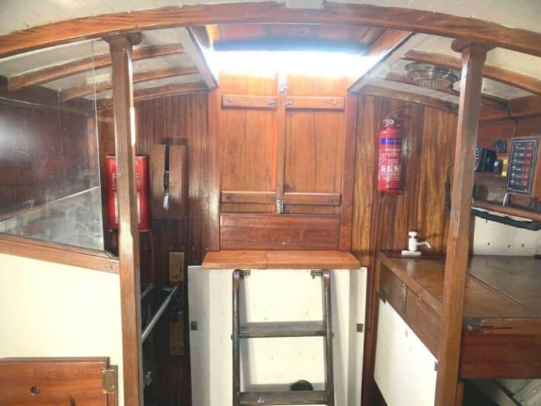 483788 435415 768x576