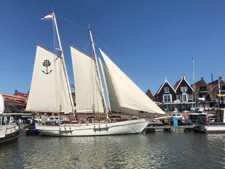 AnnaM profile 768x577