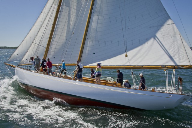Brilliant sail 640x427 1