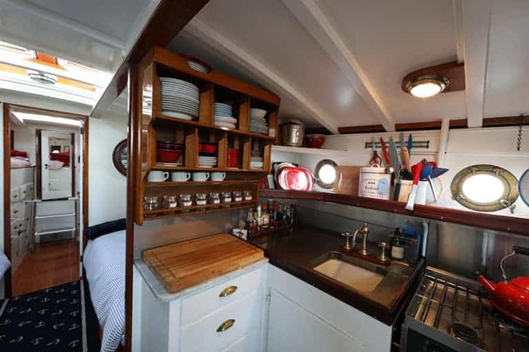 C144D80A B3B0 40C6 99AC 5E42B6771F68 768x512