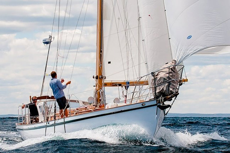 Christina Grant 7 768x512