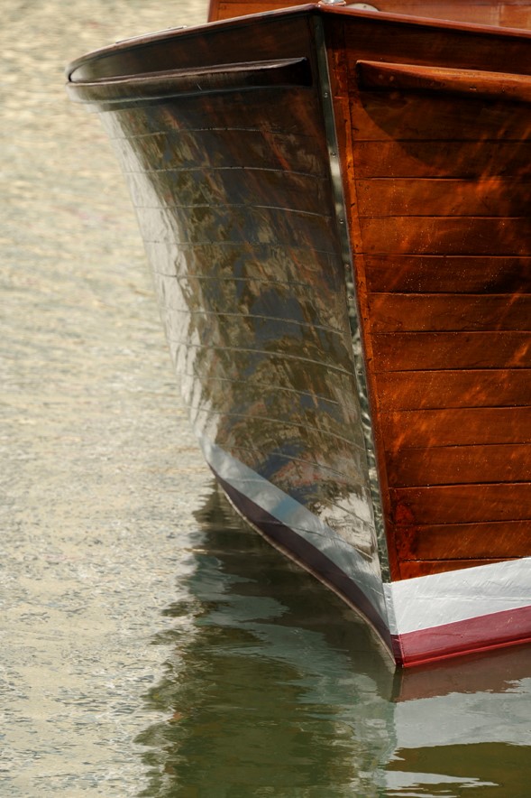 Flared Bow and concave WL