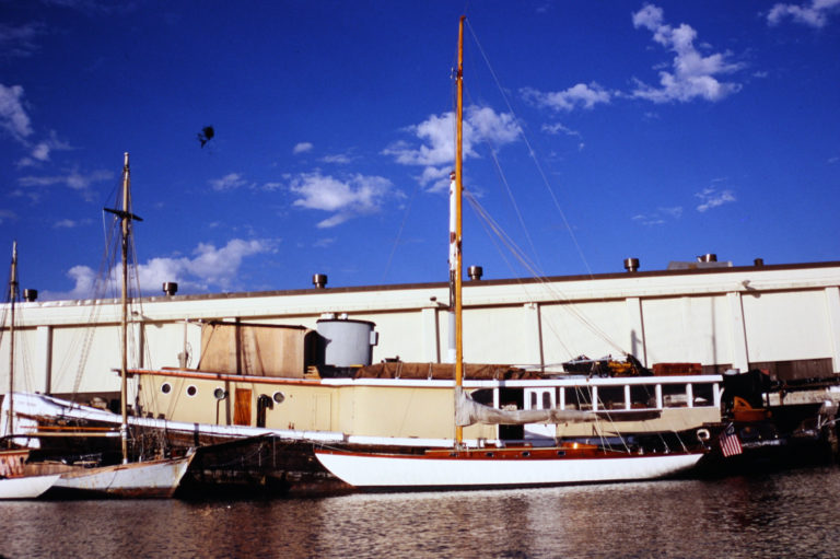 Floating workshop 768x511