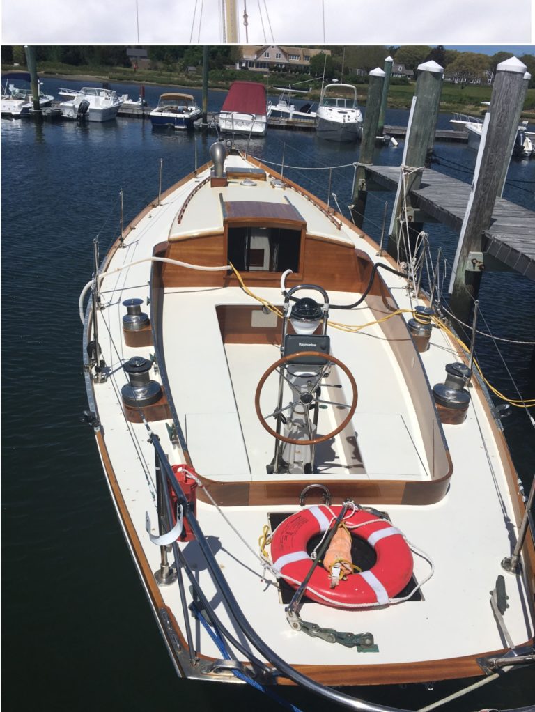 Gyre cockpit 768x1022