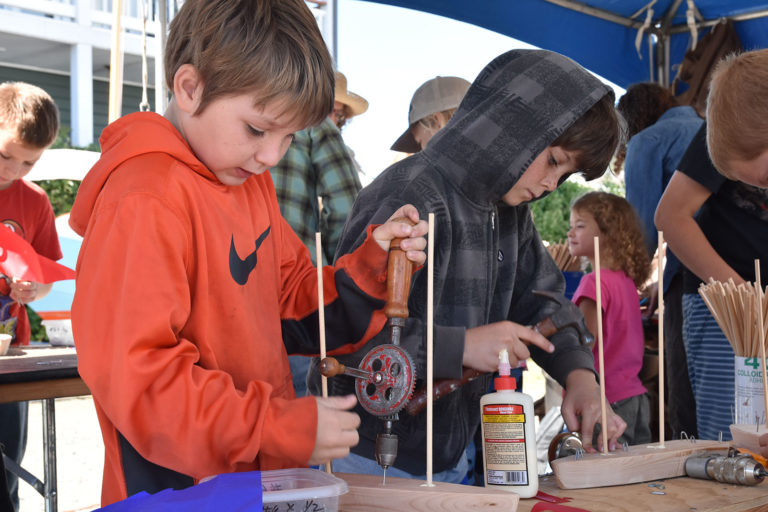 Kids at festival 768x512