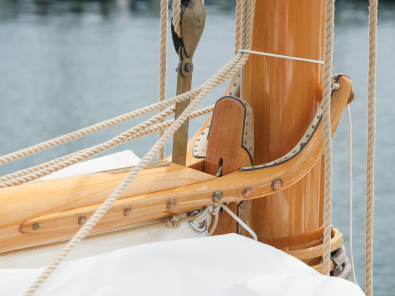 Mast foot CU 1 of 1 768x576