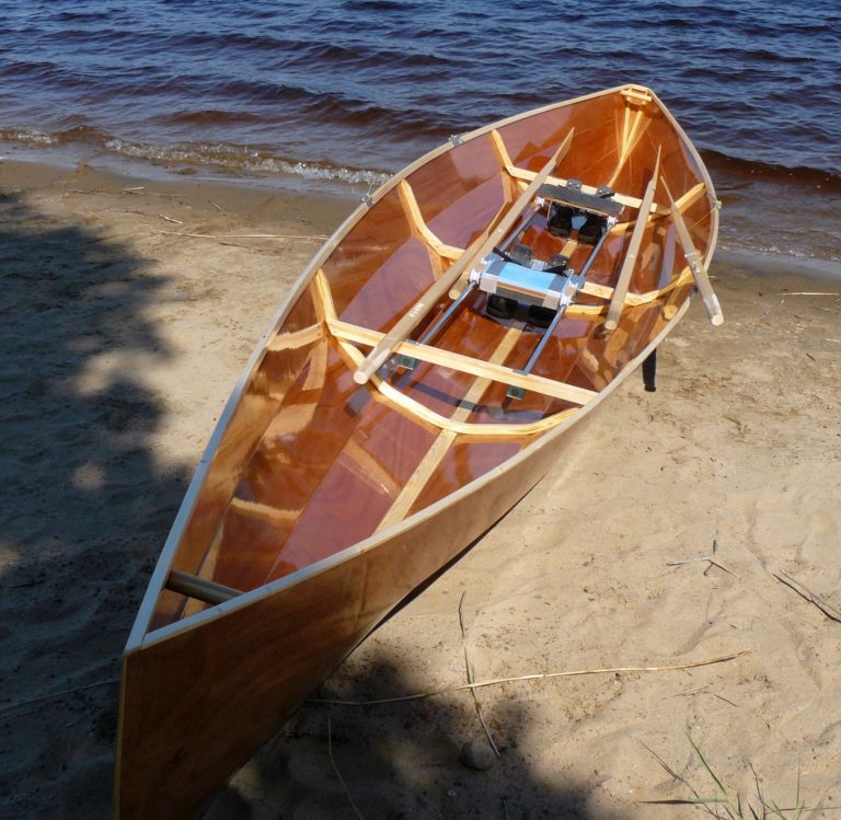 Pari ranalla 768x749