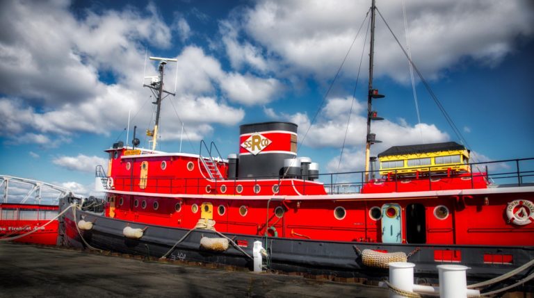 Tug Purves outside Museum 768x429