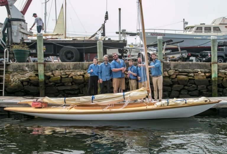 Wee Winn Team 2019 graduation 768x522