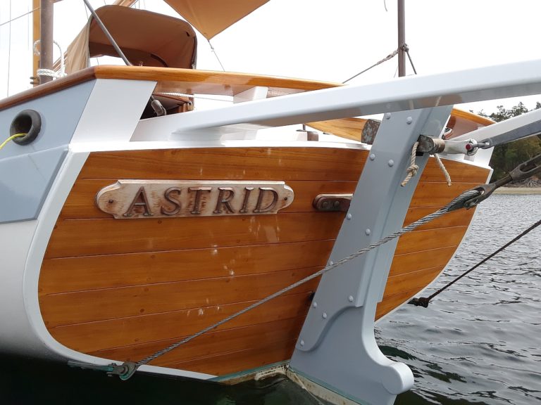 astrid transom 768x576