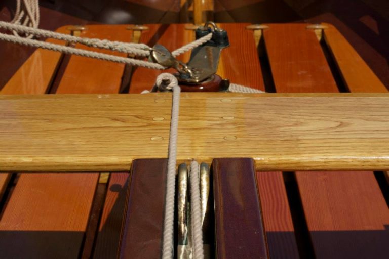 centerboard trunk and mainsheet 768x512