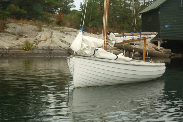 Up close at mooring 768x512