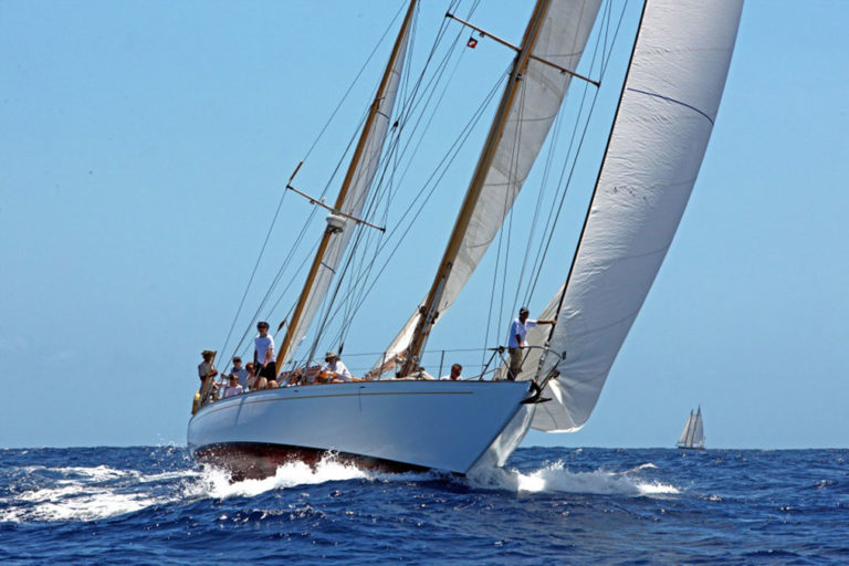 Giannella a Antigua bd2 768x512