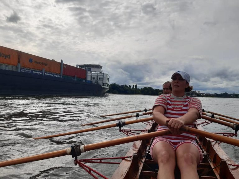 The "Rheinmarathon". With our 101 year old "Main" competing in the fourty two kilometre long rowing regatta down the Rhine.