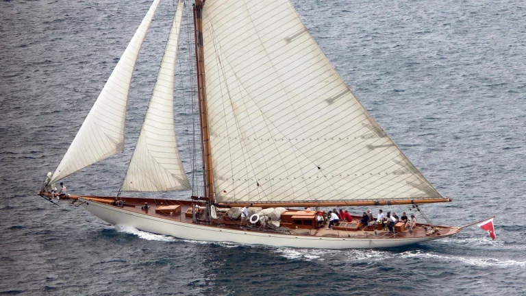 1 108571l 2560x1440 1 768x432