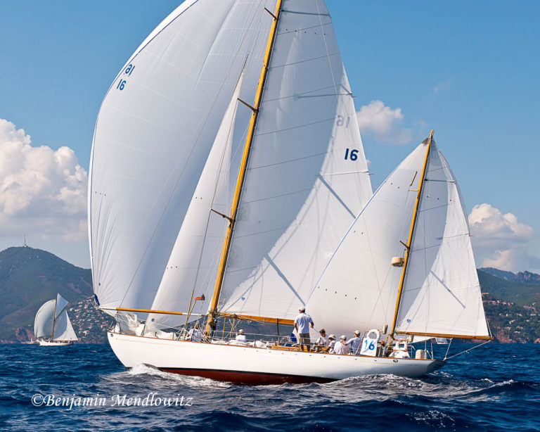 1448015 WB WCBS 768x614