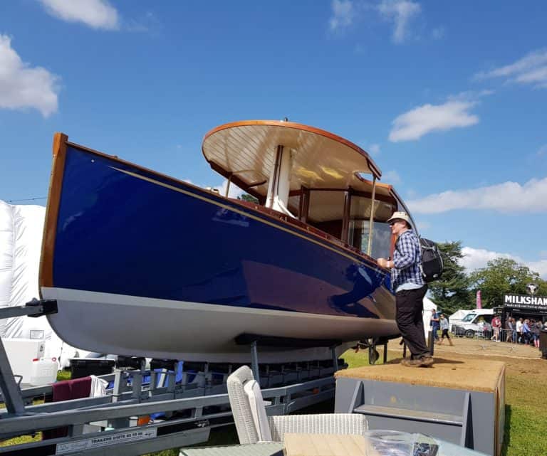 68736480 1255022627954794 2691096700877012992 n 768x641