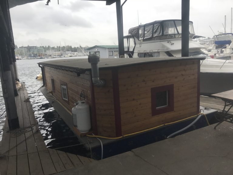 Chillcat rear exterior 768x576