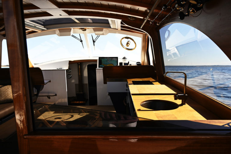 DEAL ISLAND 56 768x512