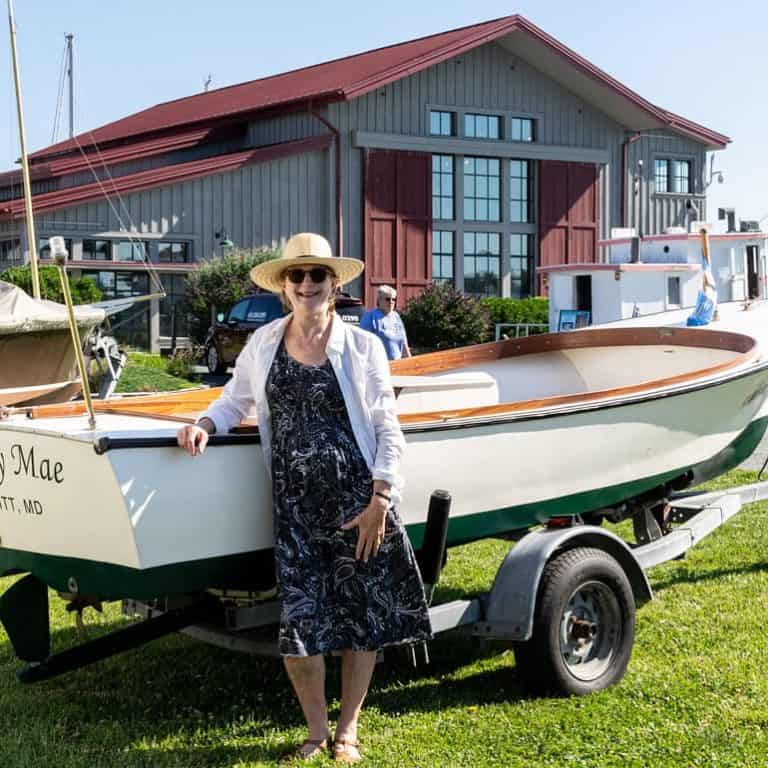 Glamour girl with me 768x768