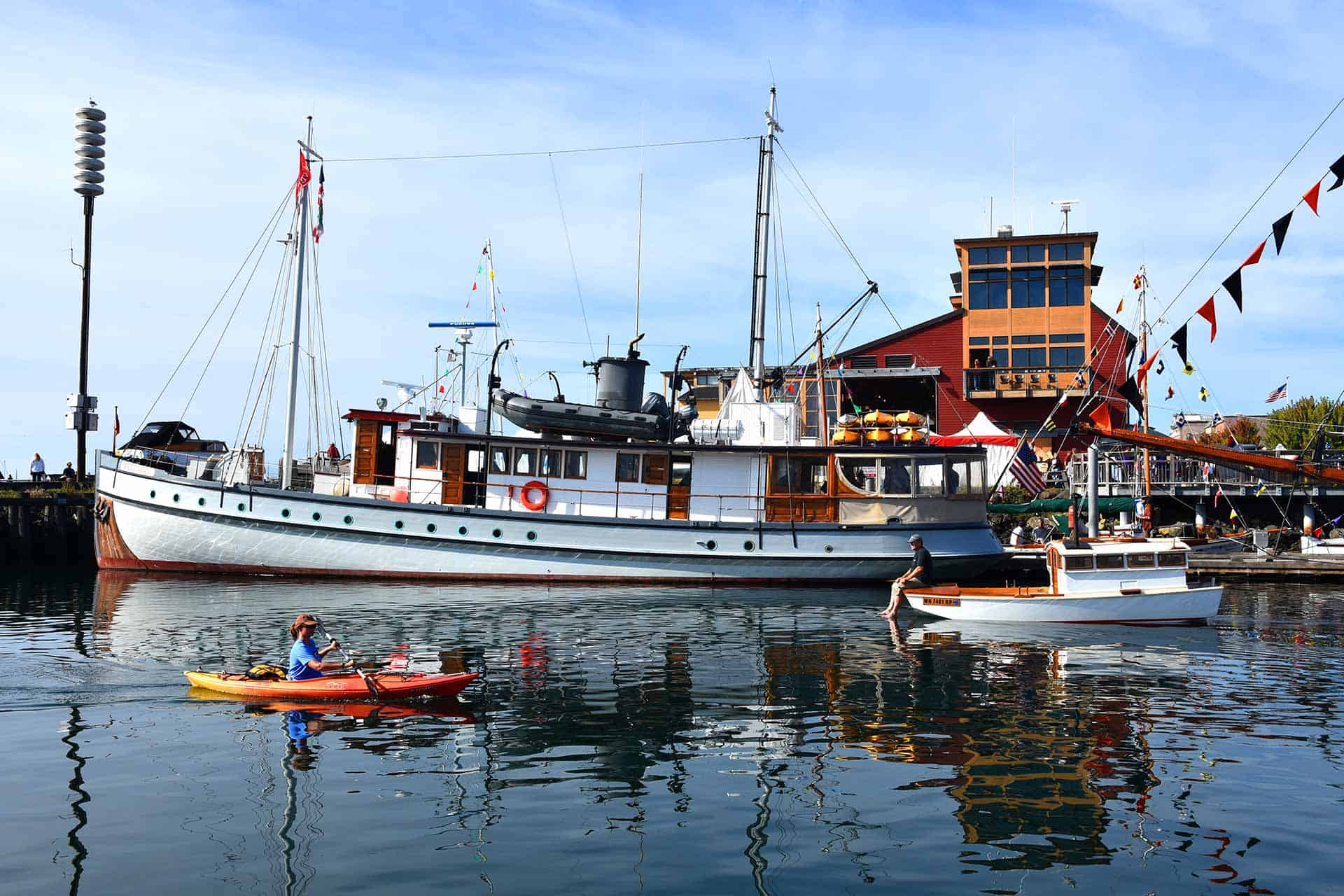 Meet Our Staff header