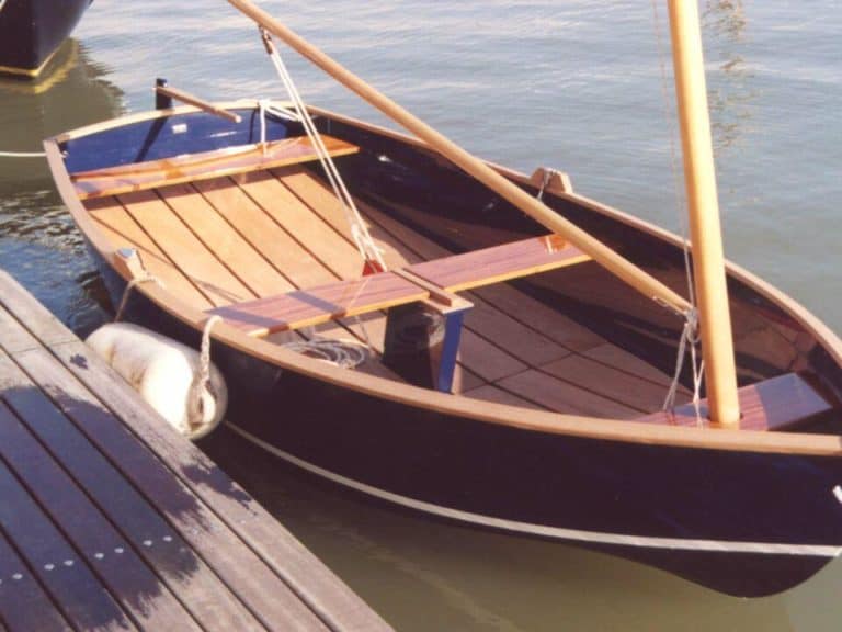 Ruderboot Mast 768x576