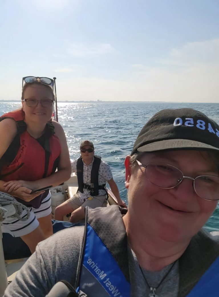 received 6257338517672765 1 768x1042