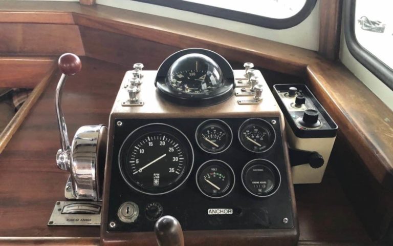 30 Bill Garden Trawler Tug Dream Boat Harbor 15 1200x750 1 768x480