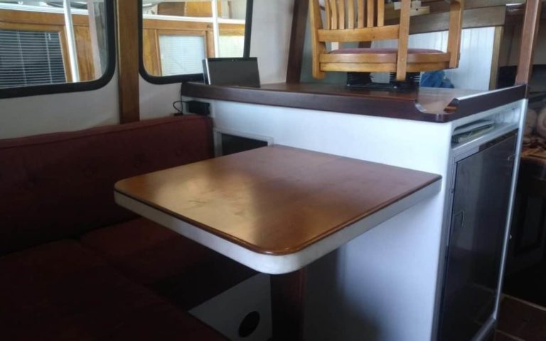 30 Bill Garden Trawler Tug Dream Boat Harbor 9 1200x750 1 768x480