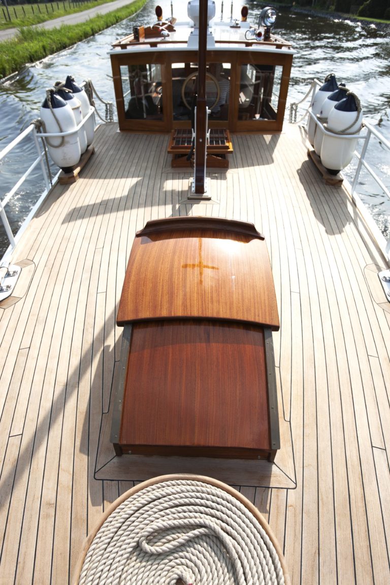 13 Bromo 341 min 768x1152