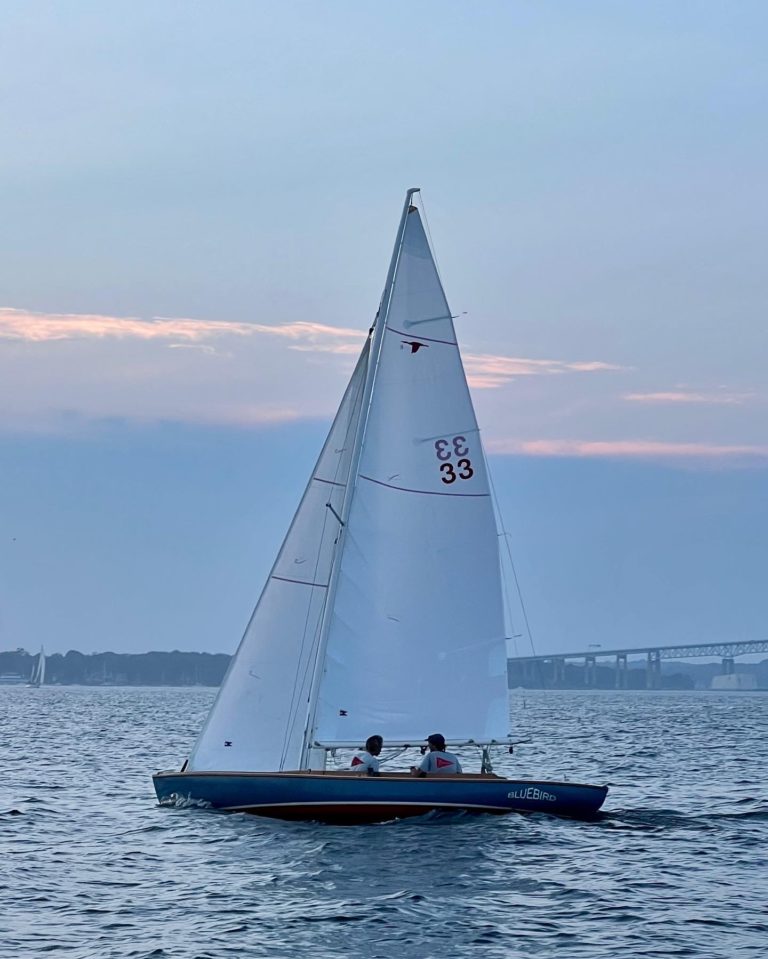 547F15C4 0619 4D47 BF7F 3AC6A79C9EB4 768x959