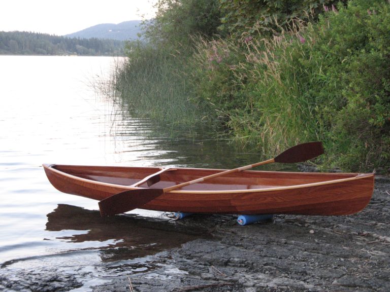 launching uder the full moon 768x576