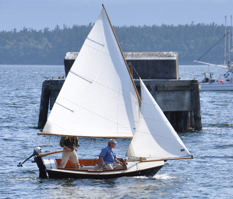 8367946114 686cbf1c79 b 768x657