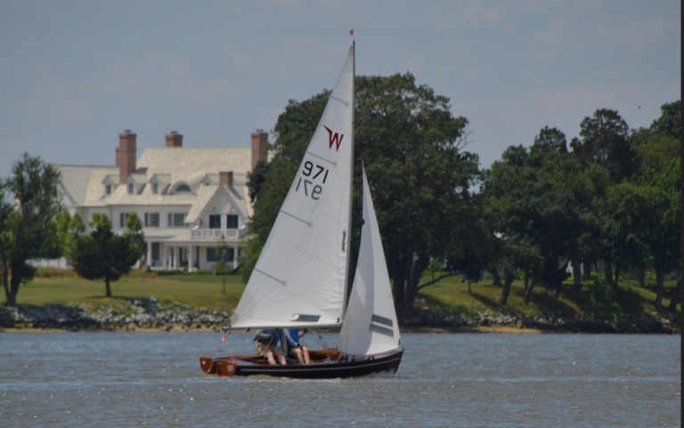DownRiverRace2022 768x481