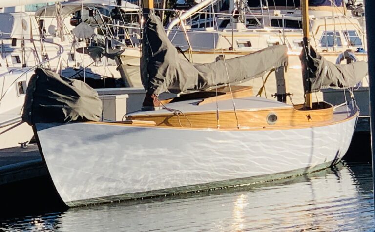 Herreshoff Rozinante CHLOE