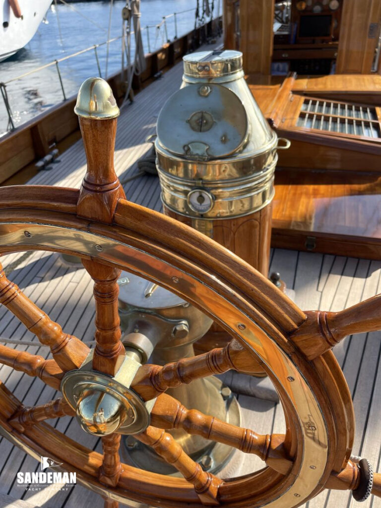 0x0 718 1200571302652d34d35e668 768x1023