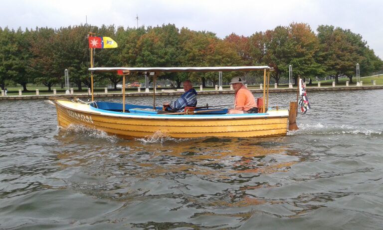 Traditional putt-putt, 1955, twin cylinder 2 stroke