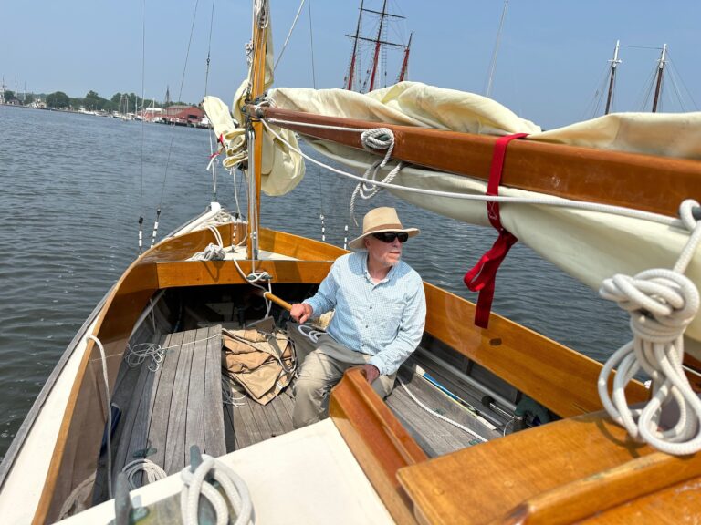 Guy at Tiller 2mb 768x576