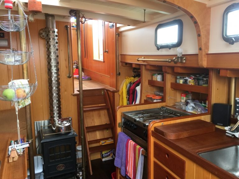 38 Cruising Vessel 2013 SERIANNA 11 768x576