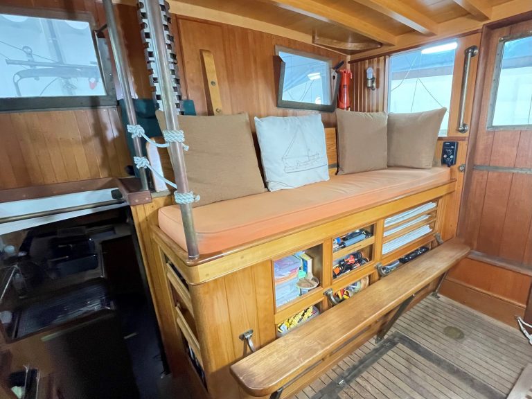 38 Cruising Vessel 2013 SERIANNA 8 768x576