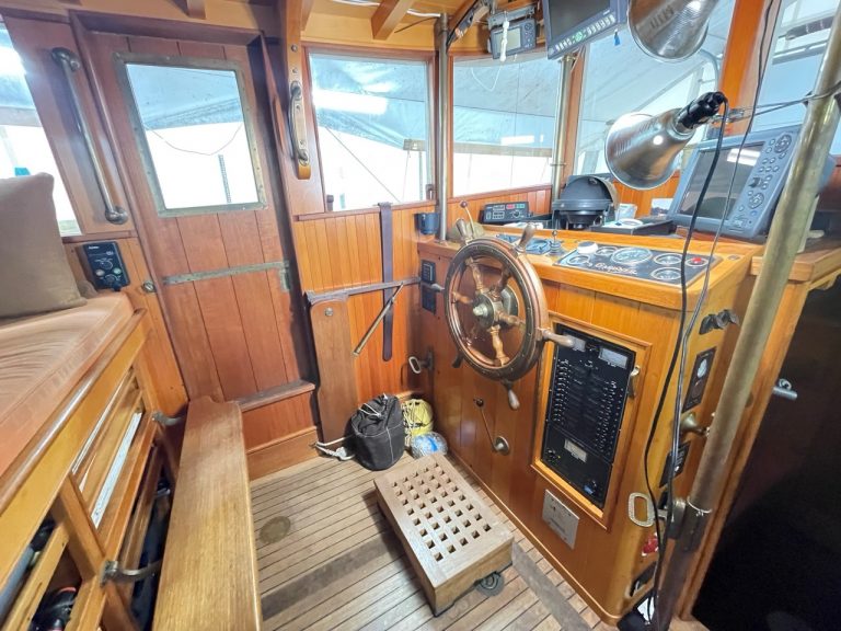 38 Cruising Vessel 2013 SERIANNA 9 768x576