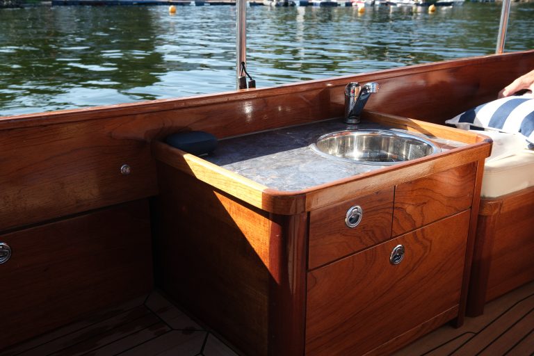 Athena web 22 768x512