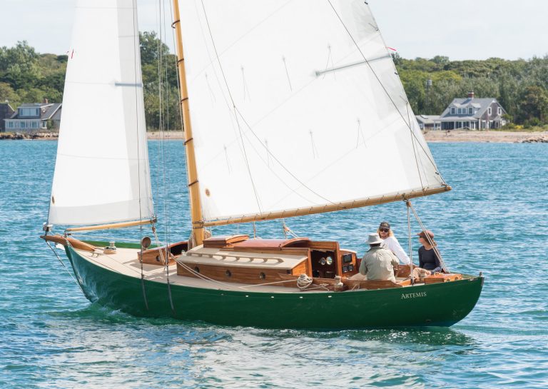 Fields SperrySails28 768x545