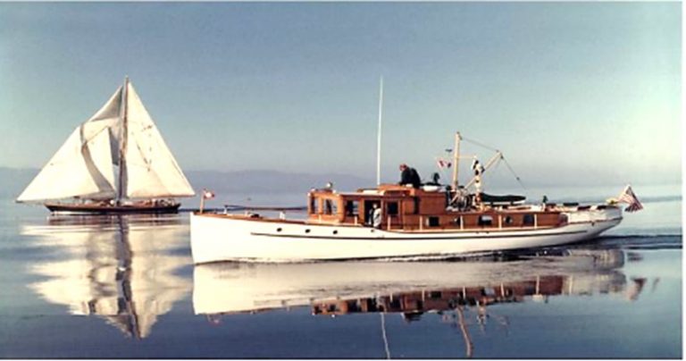 KIYI PHOTO WITH SCHOONER 768x404