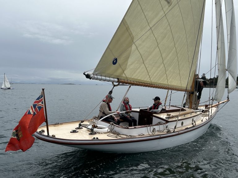 Sailpast stern April 27 2024 copy 768x576