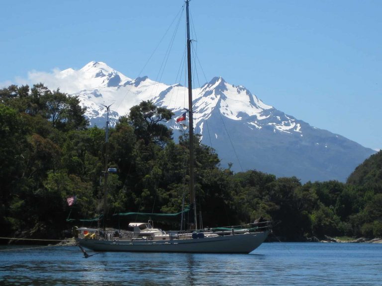 2009 chile trip 2 anchored in TicToc bay 768x576